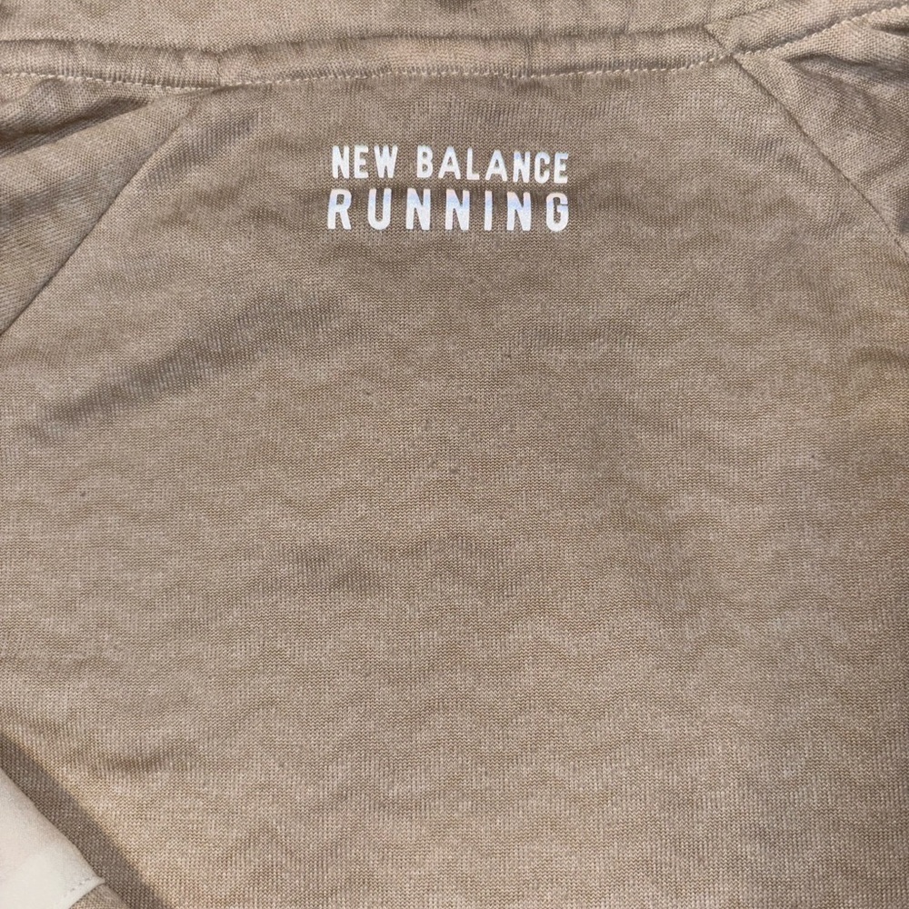 New Balance Light Performance Pullover - Picture 4 of 5